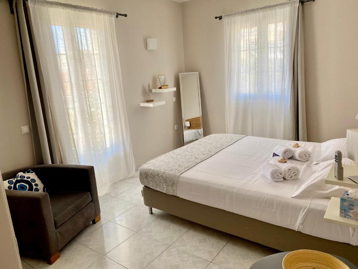 Filippos Apartments 阿尔戈斯托利翁 外观 照片