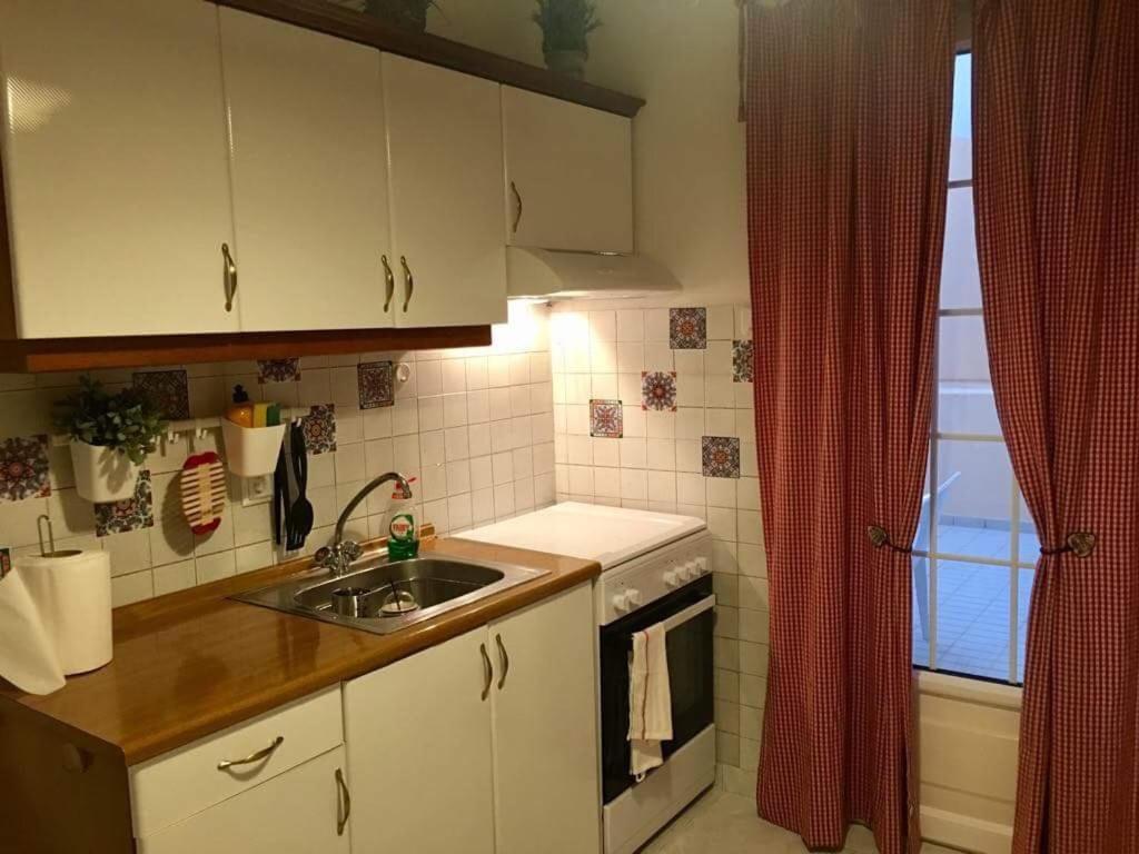 Filippos Apartments 阿尔戈斯托利翁 外观 照片