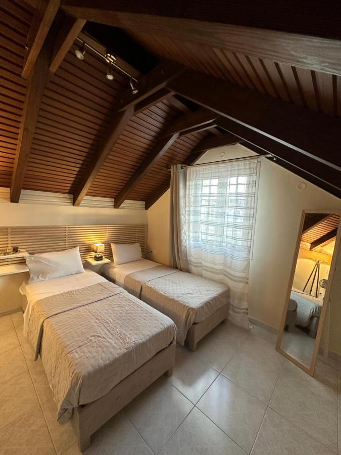 Filippos Apartments 阿尔戈斯托利翁 外观 照片